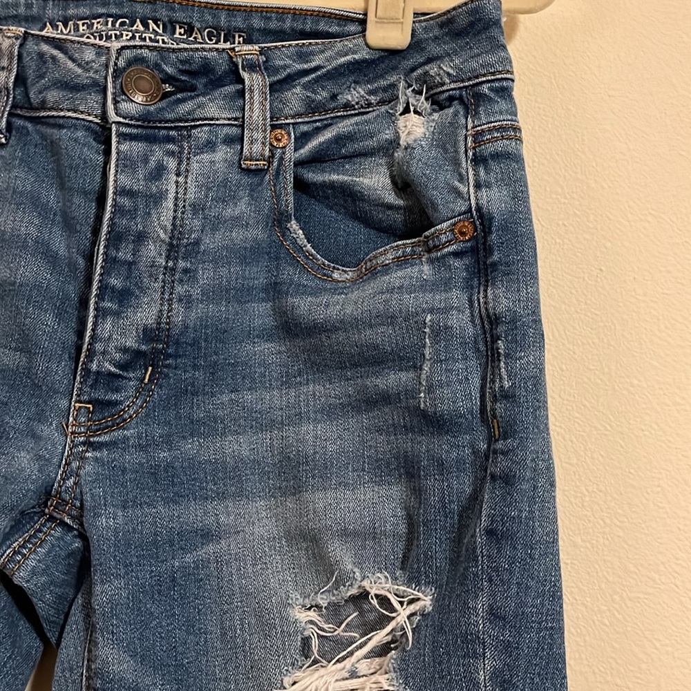 Distressed Jeans - Picture 3 of 10
